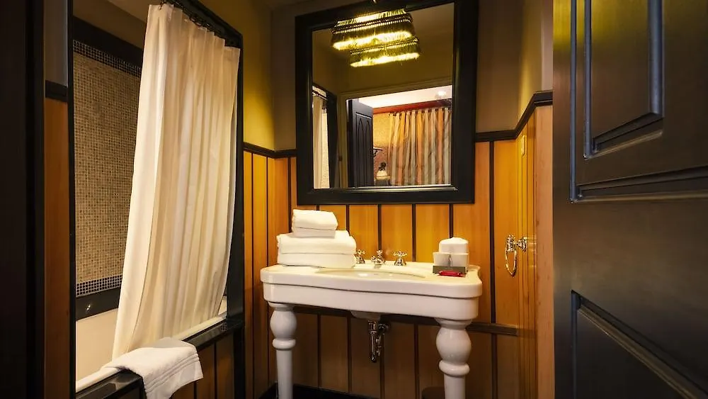 Du Bourg Tibourg 4* Paris